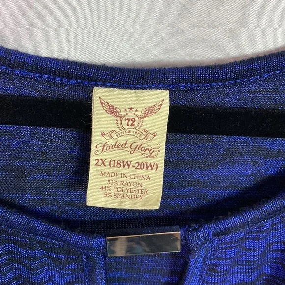 Faded Glory Blue Long Sleeve Women’s Top - Picture 4 of 6